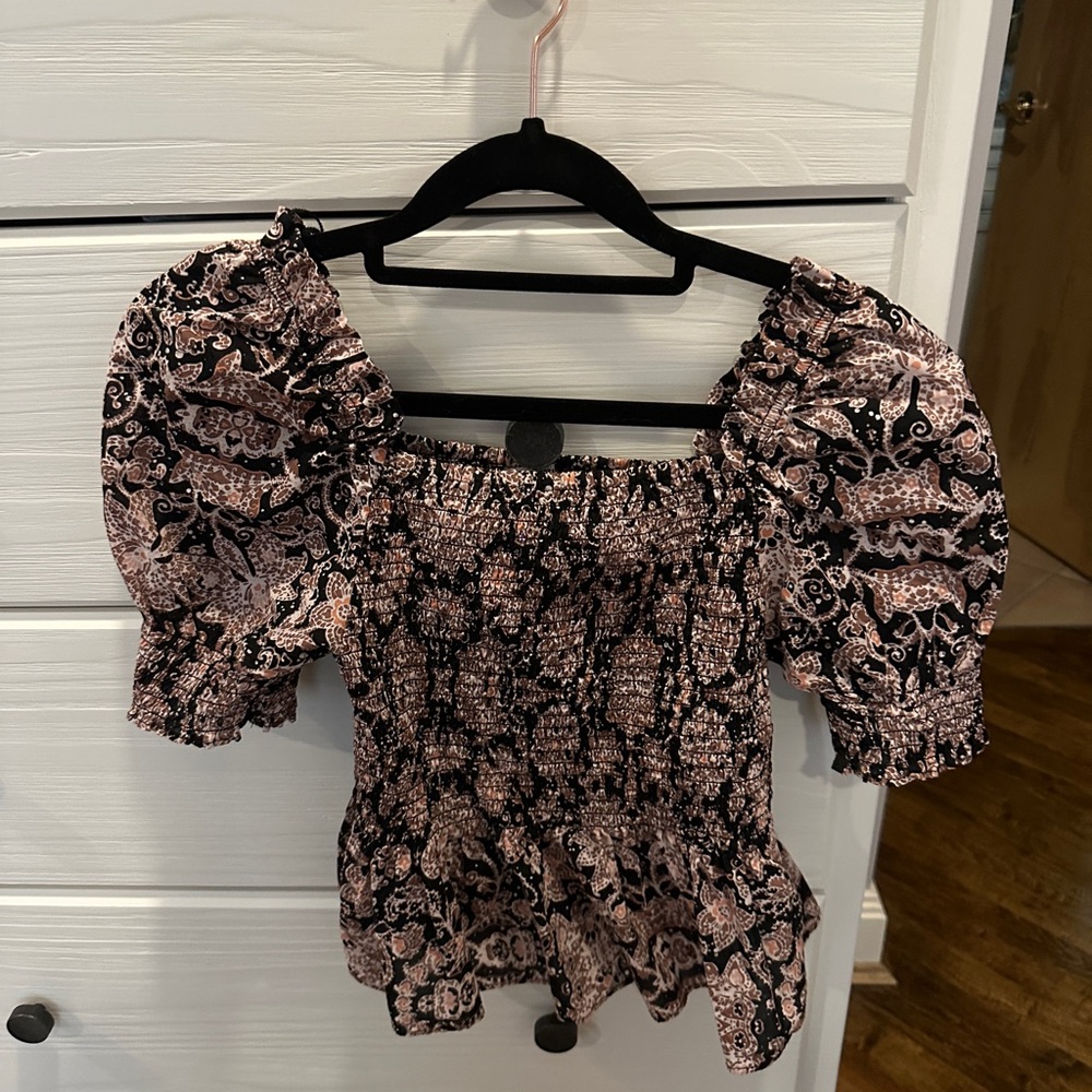 BB Dakota Pink and Brown Smocked Puff Sleeve Blouse